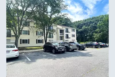 9 Village Hill Ln #16, Natick, MA 01760 - Photo 2