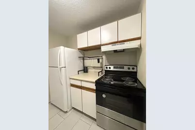 9 Village Hill Ln #16, Natick, MA 01760 - Photo 8