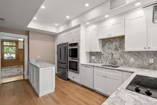 1863 Beacon St, Brookline, MA 02445 - Photo 6