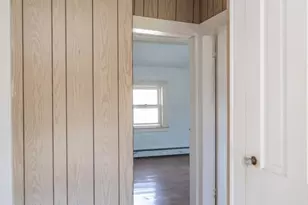 11 Hampshire St, Ludlow, MA 01056 - Photo 16