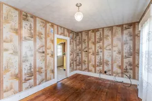 11 Hampshire St, Ludlow, MA 01056 - Photo 12