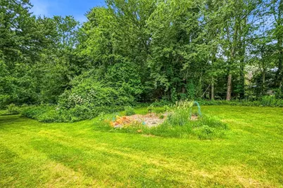 90 Glenview, Upton, MA 01568 - Photo 34