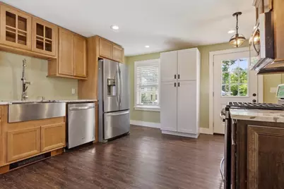 48 Central St, West Brookfield, MA 01585 - Photo 10