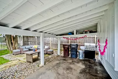47 W School St, Westfield, MA 01085 - Photo 20