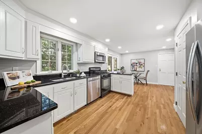 27 Stonegate Rd #27, Chelmsford, MA 01824 - Photo 12