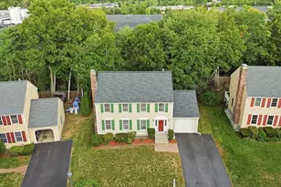 27 Stonegate Rd, Chelmsford, MA 01824 - Photo 2