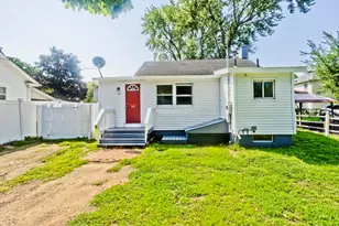 143 Davenport St, Springfield, MA 01119 - Photo 2