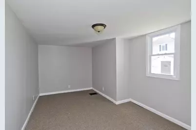 143 Davenport St, Springfield, MA 01119 - Photo 18
