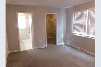 71 Eddywood St, Springfield, MA 01118 - Photo 16