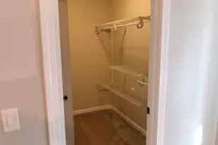 71 Eddywood St, Springfield, MA 01118 - Photo 18