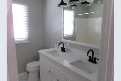 71 Eddywood St, Springfield, MA 01118 - Photo 22