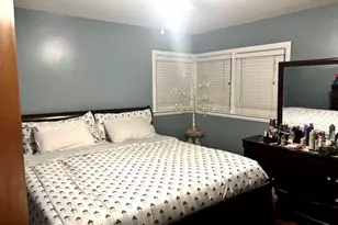 401 Whitlow St, New Bedford, MA 02746 - Photo 10