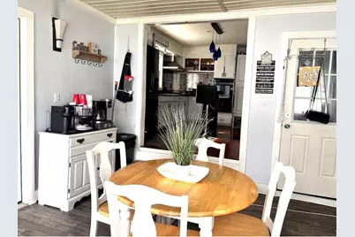 401 Whitlow St, New Bedford, MA 02746 - Photo 8