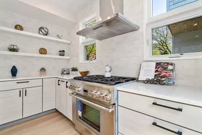 112 Hampshire St #112, Cambridge, MA 02139 - Photo 6
