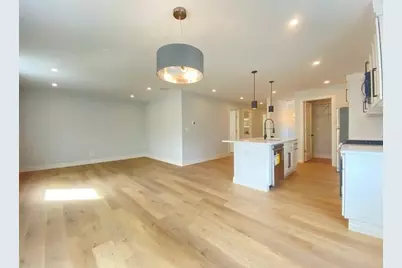 92 Walnut Street #2, Watertown, MA 02472 - Photo 4