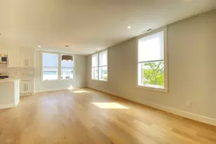 92 Walnut St, Watertown, MA 02472 - Photo 2