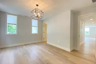 92 Walnut St, Watertown, MA 02472 - Photo 8