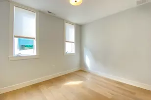 92 Walnut St, Watertown, MA 02472 - Photo 10
