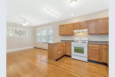 549 Main Street #1, Watertown, MA 02472 - Photo 4