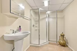 9 Dimock St, Danvers, MA 01923 - Photo 24