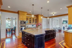 32 Chesley Rd, Newton, MA 02459 - Photo 6