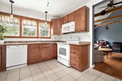 219 Tremont St, Carver, MA 02330 - Photo 10