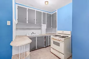 84 Cory St, Fall River, MA 02720 - Photo 12