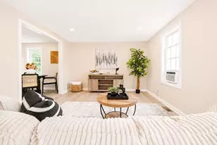 34-36 Hammond St, Bridgewater, MA 02324 - Photo 2