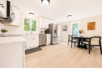 34-36 Hammond St #36, Bridgewater, MA 02324 - Photo 10