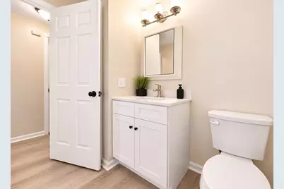 34-36 Hammond St #36, Bridgewater, MA 02324 - Photo 12