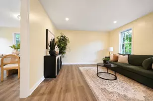 345 Laurel St, Bridgewater, MA 02324 - Photo 4