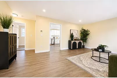 345 Laurel St #1, Bridgewater, MA 02324 - Photo 8