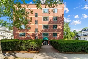 125 Pleasant St, Arlington, MA 02476 - Photo 1