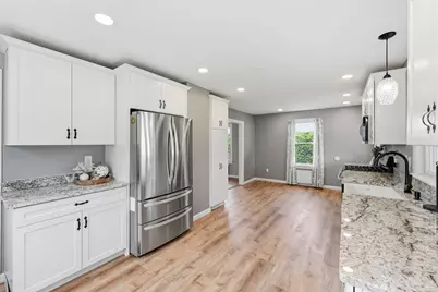 22 Highland View St, Westfield, MA 01085 - Photo 10