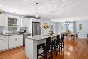133 Apricot St, Worcester, MA 01603 - Photo 4