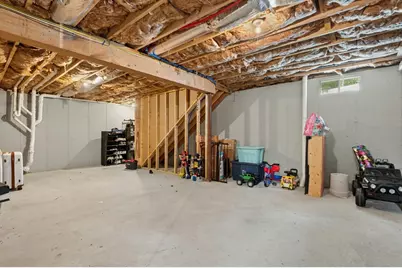 133 Apricot St, Worcester, MA 01603 - Photo 32