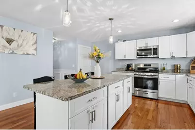 133 Apricot St, Worcester, MA 01603 - Photo 8