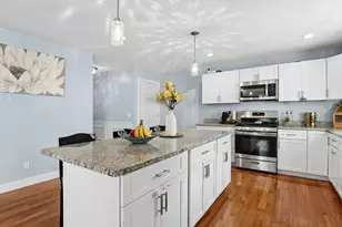 133 Apricot St, Worcester, MA 01603 - Photo 8