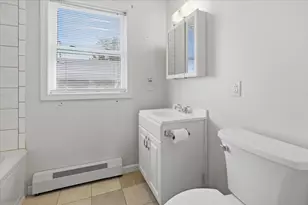 1033 Rodman St, Fall River, MA 02721 - Photo 24