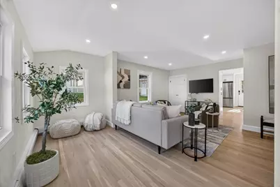 6 Hillside Ave, Woburn, MA 01801 - Photo 6