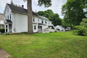 1009 Maple St, Palmer, MA 01069 - Photo 32