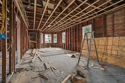 23 Bryan St, Fall River, MA 02724 - Photo 8