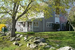 660 Main St, Barnstable, MA 02668 - Photo 4