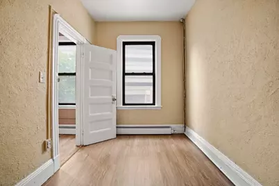 58 Charles St S #3, Boston, MA 02116 - Photo 2