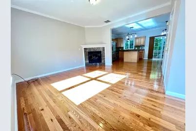 85 E Mountain St #0, Worcester, MA 01606 - Photo 4