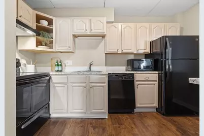 573 Broad St #135, Weymouth, MA 02189 - Photo 8