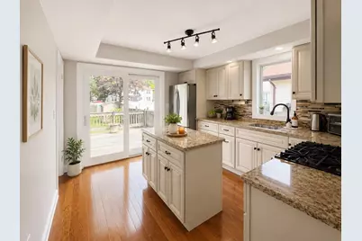 34 Baxter Ave #34, Quincy, MA 02169 - Photo 2