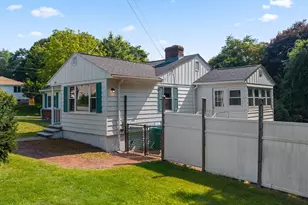 115 Crescent St, Shrewsbury, MA 01545 - Photo 4