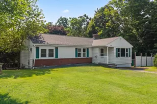 115 Crescent St, Shrewsbury, MA 01545 - Photo 2