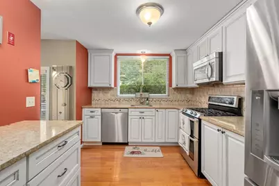 79 Gaslight Ln #79, Easton, MA 02356 - Photo 2